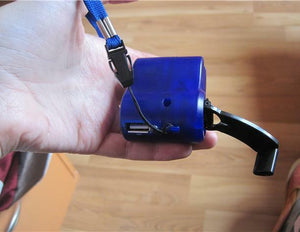 usb hand winding emergency charger